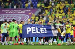 Dàn sao Brazil tri ân huyền thoại Pele sau chiến thắng trước Hàn Quốc 